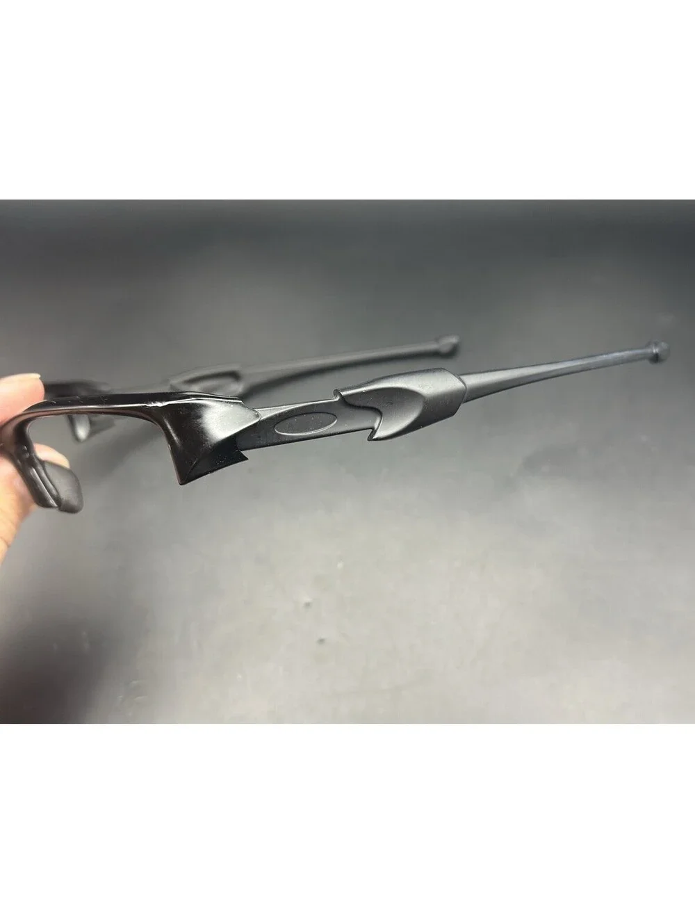 Oakley pre owned